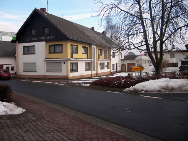 Grosszugiges 2 Familien Haus Mitten In Der Eifel Von Privat Zu