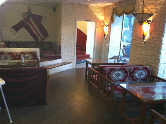 Restaurant /Ladenlokal in Spitzen- Innenstadtlage gegen geringen Abstand abzugeb