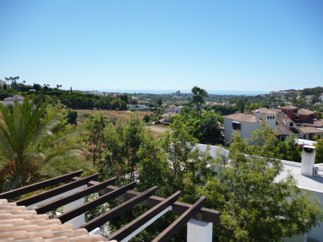 Gelegenheit ! Luxus-Penthouse am Golfplatz in Marbella mit Meerblick