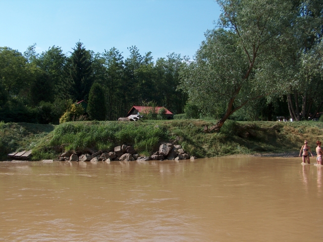 Wochenendhäuser direkt an der Fluß-Raab in Ungarn