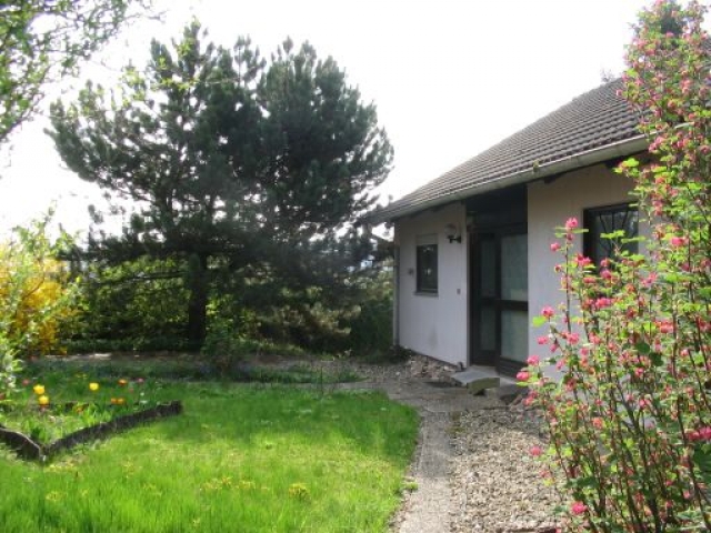Freistehendes Einfamilienhaus Bungalowstyle von privat und provisionsfrei in 722
