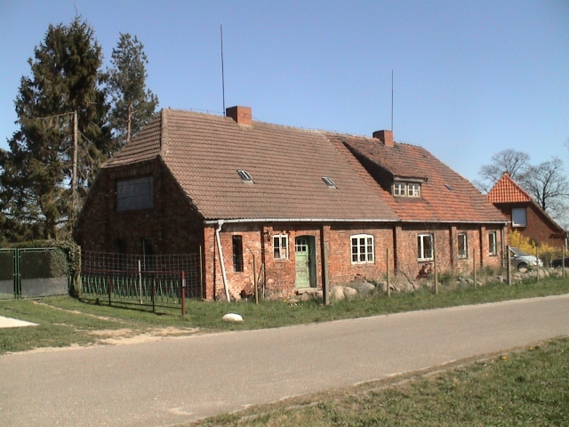 2-Fam.-Haus, Fachwerk, ca.3900 Grundstück
