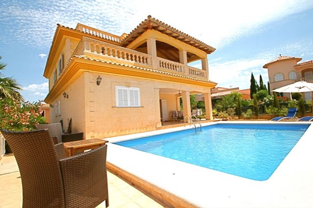 Mallorca Ferienhaus im Norden Mallorcas, Meerblick wenige Minuten zum Strand, zw