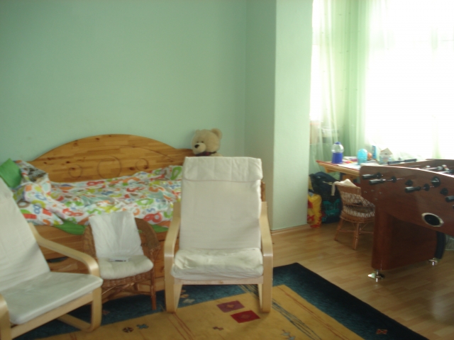 Schöne 4 Zimmer Wohnung im Herzen Neuköllns 