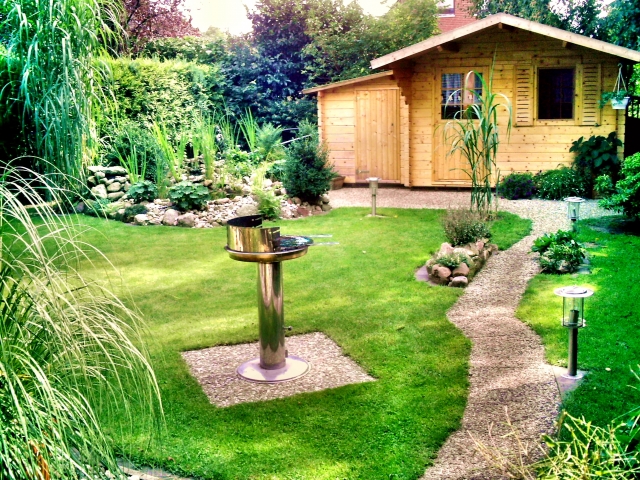 Verkaufe Familienfreundliches Reihenhaus mit viel Platz und schönen Garten in S