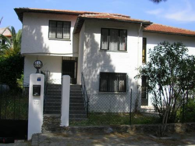 3stöckiges Haus, gut als Pension nutzbar in Marmaris/Armutalan nach Deutscher A