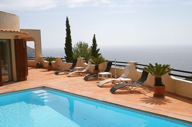 Mallorca Villa mit Meerblick, Pool für bis 6 Personen. Mallorca Ferienhaus zur 
