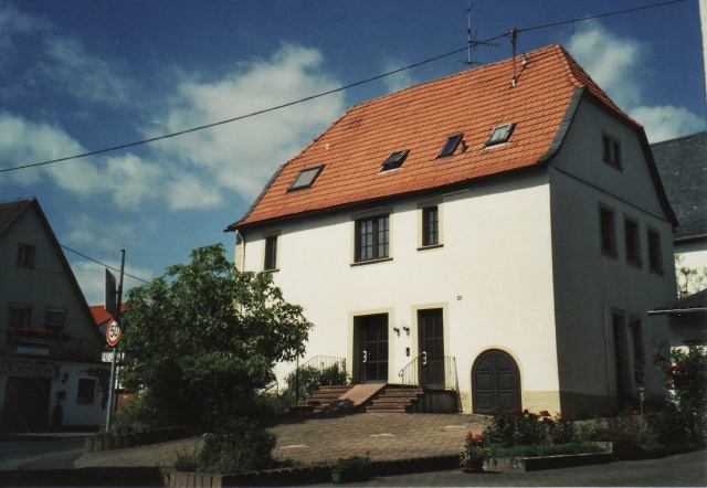 Haus mit Büro in 55566 Meddersheim, Naheweinstr.30