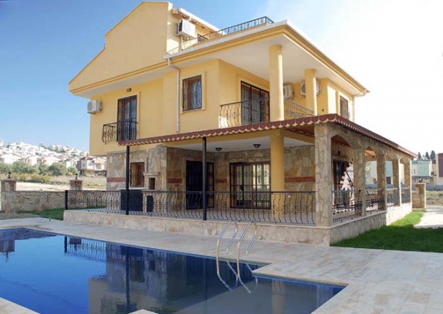 Kusadasi -Turkey ..220 qm eigene villa