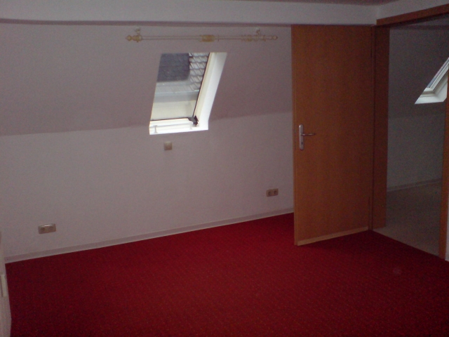 3 Zimmer, Küche Bad Wohnung 