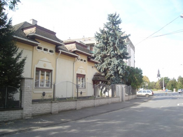 Ungarn: Schönes, zentral gelegenes Einfamilienhaus