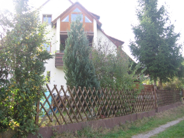 Maisonnette, EG + DG (ca. 90m ) zu vermieten ab Februar 2010