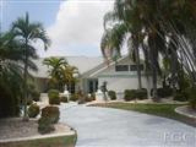 Einfamilienhaus mit Seeblick in Cape Coral / Florida