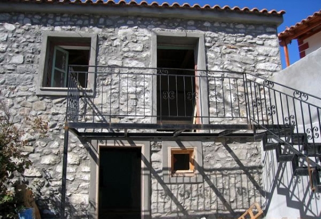 Schoenes Natursteinhaus auf Lesvos /Griechenland