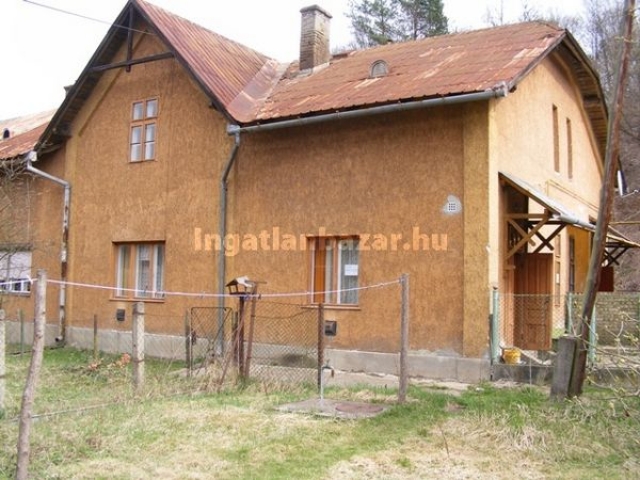 Immobilien zu verkaufen in Ungarn / ELAD MAGYARORSZ GI INGATLAN/