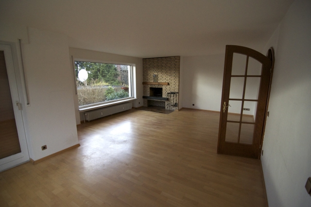 Essen Kettwig. Heiligenhaus  Fantastische Wohnung in 2 Familienhaus mit eigenem 