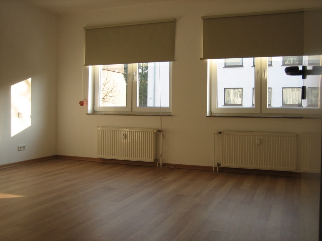 Schöne 4-Zimmer Wohnung im Zentrum Refraths