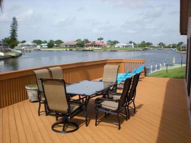 Florida, Cape Coral, Villa mit Schwimmbad an kanal mit Zugang zum Meer 