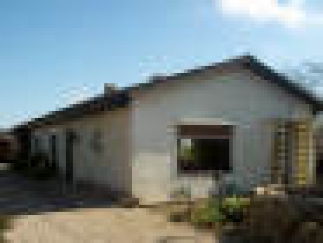 Schnuckeliger Bungalow in Ostseenähe abzugeben Pferdehaltung möglich