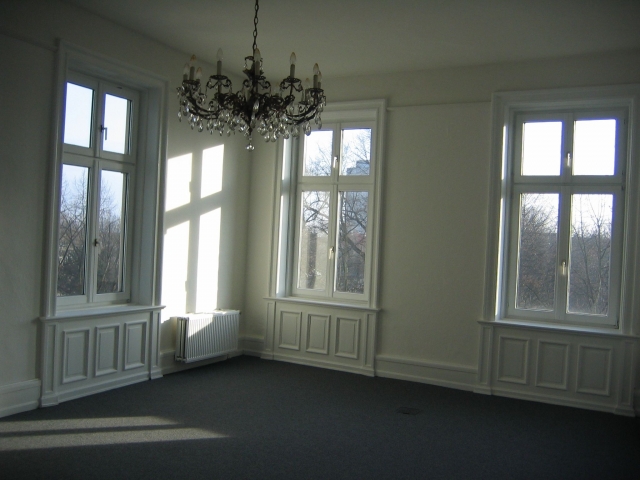 Untermieter gesucht für einzelnen Arbeitsplatz in schönem Altbau-Büro in Hamb