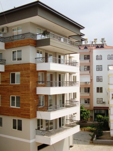 Hochwertige Neubau Wohnungen im Zentrum von Alanya am Kleopatra Strand