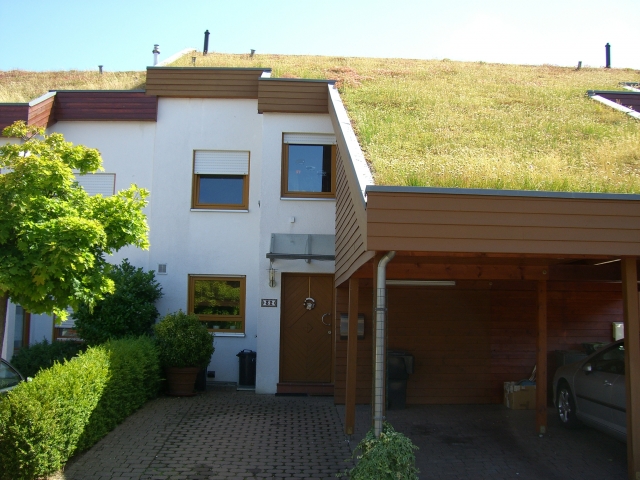 Reihenmittelhaus mit exklusiver Ausstattung