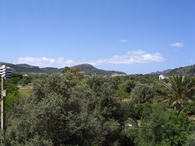 Mallorca Cala Bona sonnige Wohnung zur Langzeitmiete