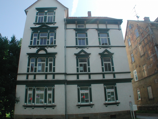 MFH mit 8 WE (Wertgutachten: 264.000 EUR)