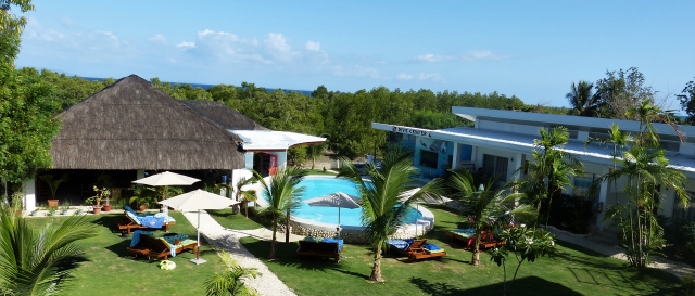 Modernes, 2015 erbautes Resort im Südosten der Insel Cebu (Philippinen)