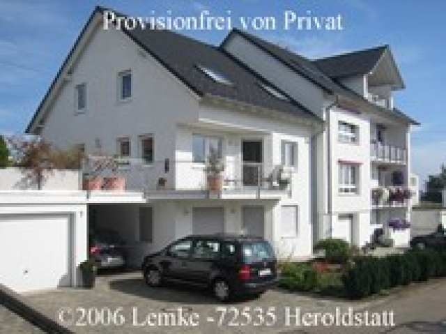 Neuwertige Doppelhaushälfte