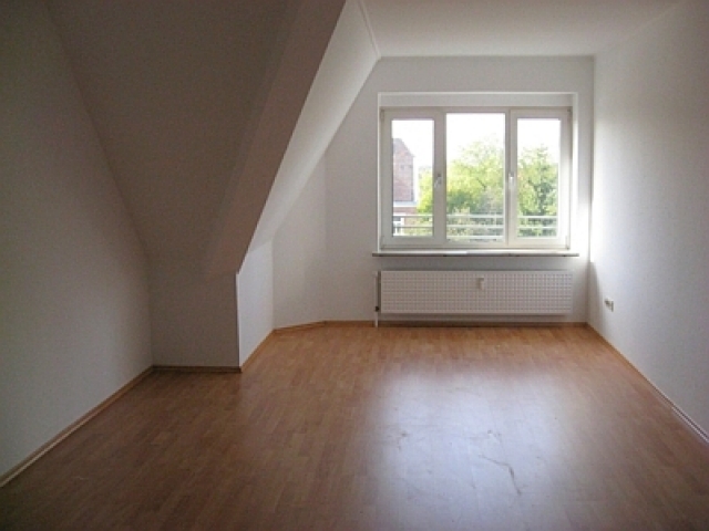Vermietung DG Wohung Lünen Brambauer 3 1/2 Zimmer Nähe Dortmund