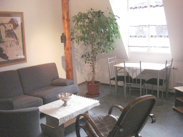 Schöne möbilierte 2-Zimmer-Wohnung