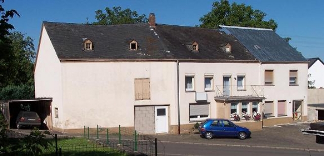 Bauernhof mit Scheune, gr. Grundstück in einer schönen Lage