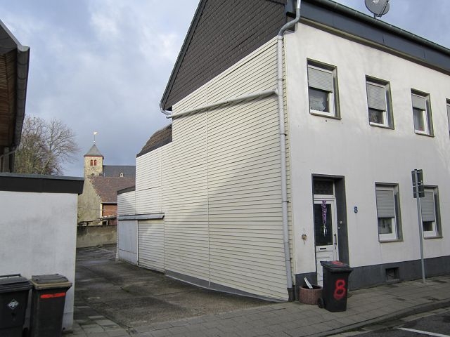 Einfamilien   Reihenhaus mit Garage in Jülich - Bourheim, ruhig gelegen