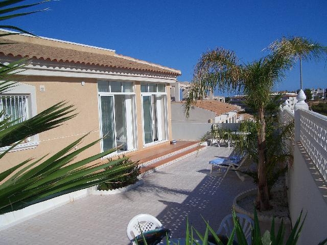 Villa in direkter Nähe vom Golfplatz Villamartin