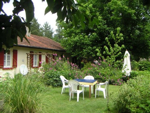 Bauernhaus mit 4 Ferienwohnungen in Südwestfrankreich zu verkaufen