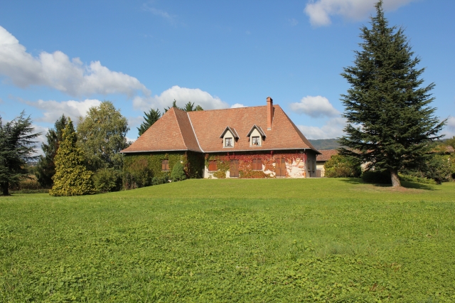 Wunderschönes Architektenhaus in Frankreich (Alpen) zu verkaufen