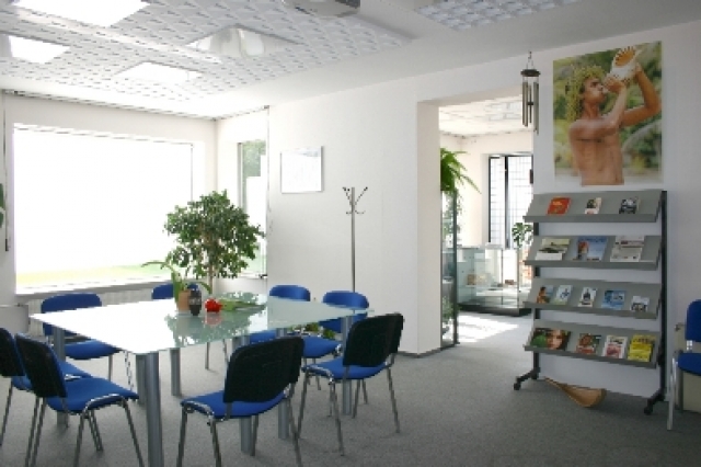  Büro, Kosmetikstudio, Friseusalon etc.