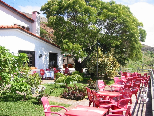 Gutgehendes Restaurant u. kleine Pension auf der Atlantikinsel Madeira 2008 abzu