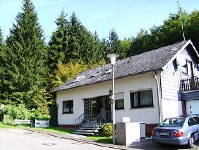 FERIENWOHNUNG NAHE TRIER UND LUXEMBURG FERIENWOHNUNG NAHE TRIER UND LUXEMBURG