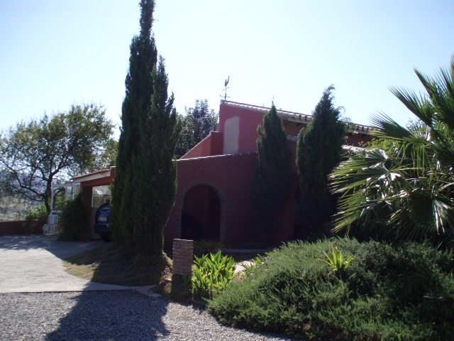 Finca in den Bergen von Marbella mit Gaestebungalow