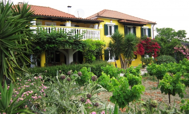 Traumgrundstück in Zakynthos-GR (Haupthaus, Apartments, Bungalow, Steinhaus)