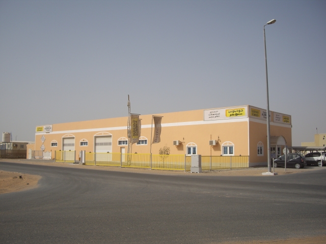 Produktionshalle mit Büro nähe von Dubai zu vermieten/verkaufen