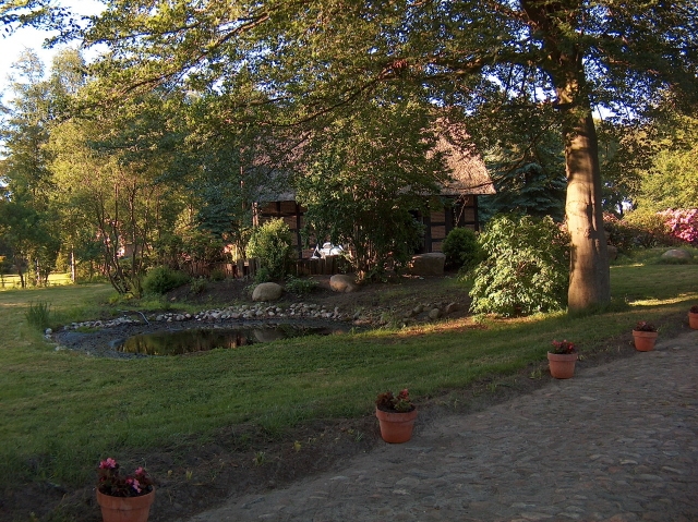 Reetdach-Bauernhaus-Ensemble nahe Bremerhaven zu verkaufen